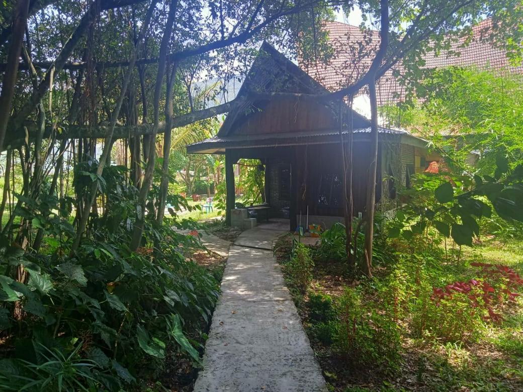 Liberta Homestay 툭툭 외부 사진